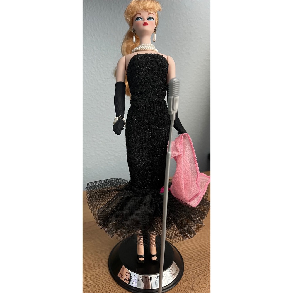Solo in the Spotlight Porcelain Silkstone Barbie 1990 Limited Edition Doll